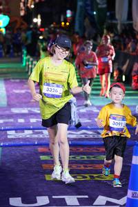 BIB: 3326, 3091
                            <button type="button" onclick="openModal(26245704)" class="btn btn-primary btn-sm float-right btn-popup" data-toggle="modal" data-target=".modal-high-quality">
                        <i class="fas fa-shopping-cart"></i> Add to Cart
                    </button>
                                            <button type="button" onclick="isThisMe(26245704, true)" class="btn btn-success btn-sm float-right btn-popup btn-isme hidden" data-toggle="tooltip" data-placement="bottom" title="นี่คือรูปของคุณใช่ไหม คลิกที่นี่เพื่อเอาเข้าอัลบั้ม">
                        <i class="fas fa-plus"></i> Add to album
                    </button>
                    <button type="button" onclick="isThisMe(26245704, false)" class="btn btn-warning btn-sm float-right btn-popup btn-isnotme hidden">
                        <i class="fas fa-ban"></i> Remove from album
                    </button>